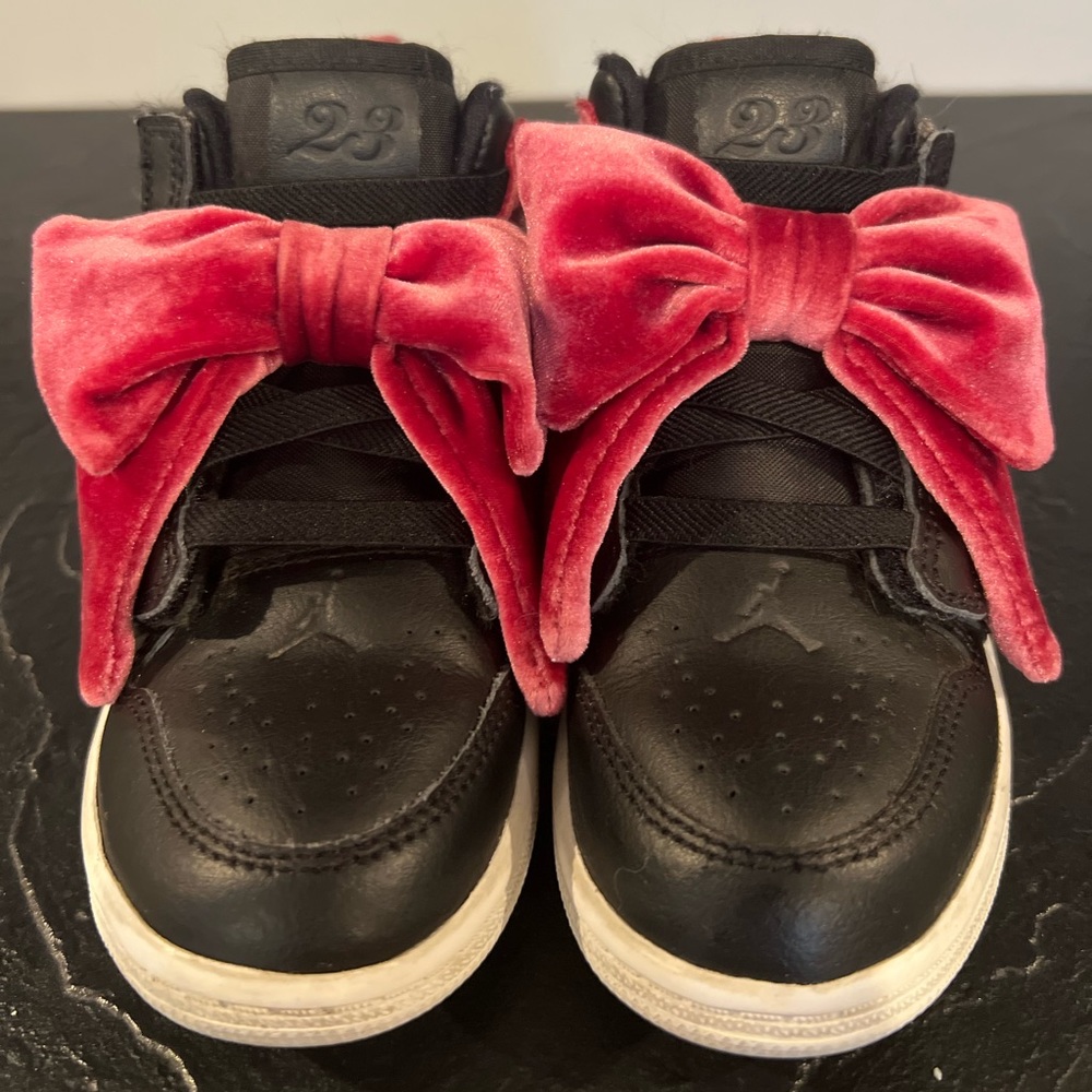 Girls BOW mid Nike Air Jordan 1 Size 11C. Black leather